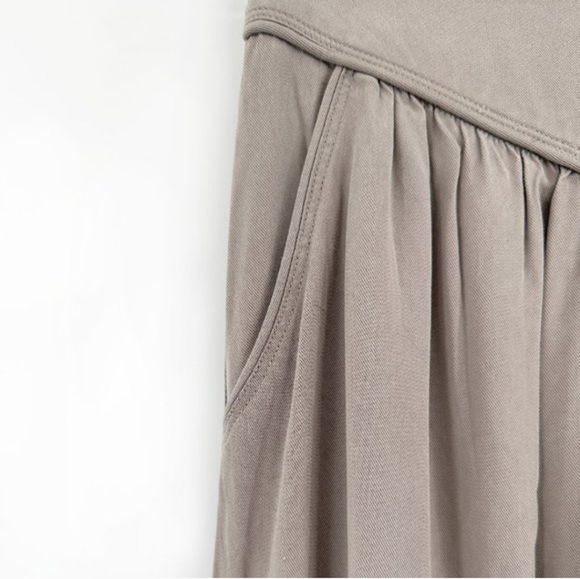 Elegant Gray Midi Skirt Wilfred - Picture 4 of 6